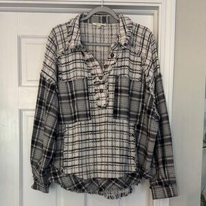 Oli & Hali Unique Black and Gray and Cream Plaid Pullover, Oversized